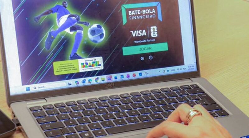 Ferramenta promove educação financeira a famílias no CadÚnico