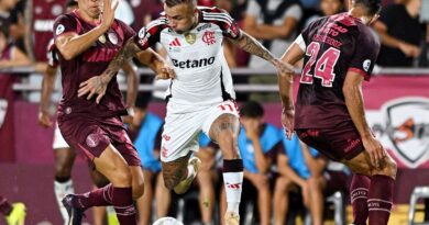 Flamengo joga mal e inicia Recopa Sul-Americana com derrota