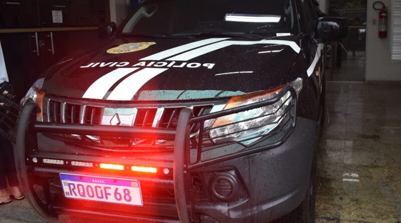 Justiça manda soltar delegado do ES preso suspeito de importunação sexual contra adolescente