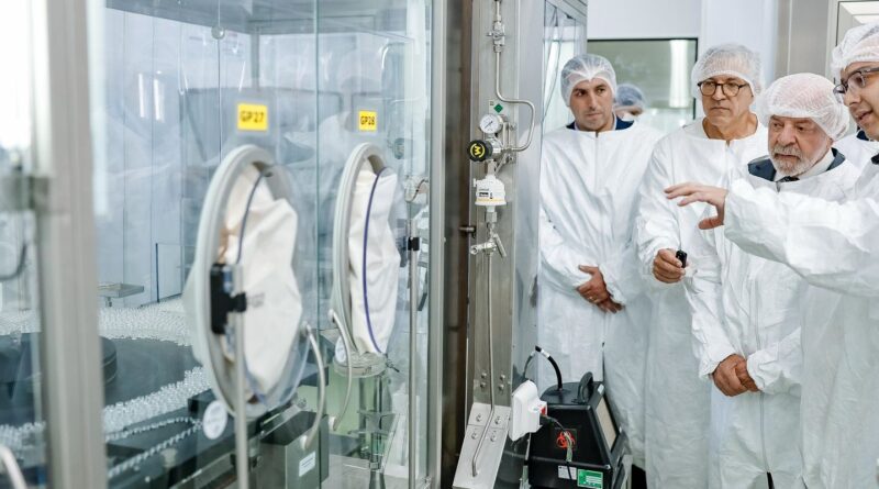 Lula defende parceria com a China para produção de vacina