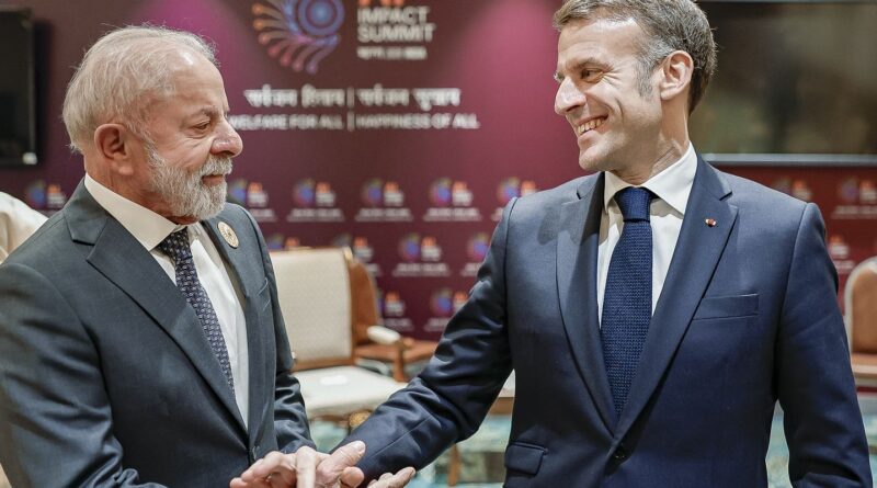 Lula e Macron tratam de defesa, ciência e tecnologia e comércio