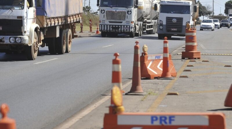 PRF: quase 44% das mortes nas estradas envolvem veículos de carga