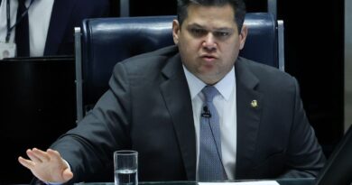 Parlamentares pedem a Alcolumbre nulidade de votação em CPMI do INSS