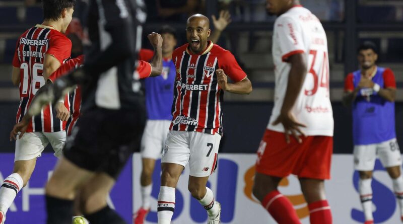 São Paulo e Palmeiras se garantem nas semis do Campeonato Paulista