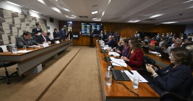 Senadores cobram CVM por suposta omissão no caso do Banco Master