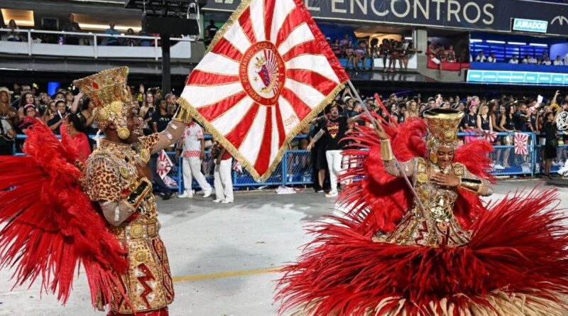 União de Maricá vence Série Ouro e sobe para elite do carnaval no Rio