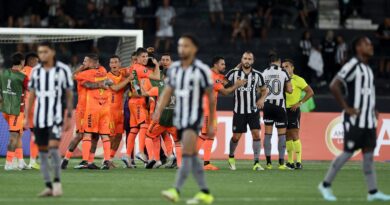 Botafogo cai para o Barcelona e fica fora da Libertadores