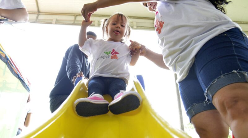 Dia da Síndrome de Down busca ampliar inclusão e combater preconceito