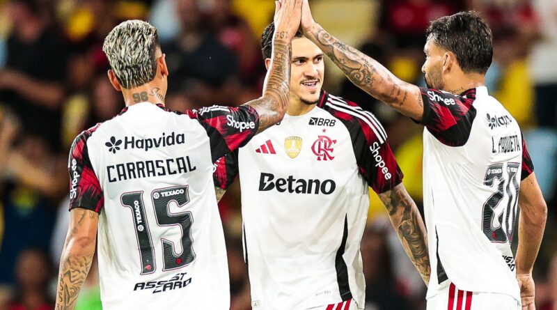 Flamengo atropela Madureira e disputa final do Carioca com Fluminense
