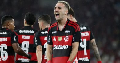 Flamengo derrota Remo por 3 a 0 e entra no G4 do Brasileiro