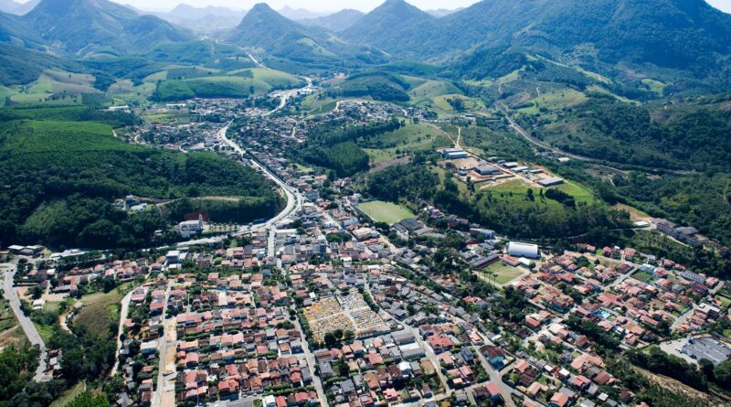 Homem é assassinado a facadas em Ibiraçu