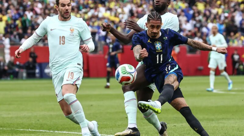 Raphinha e Wesley são cortados da seleção brasileira