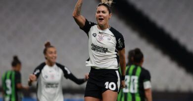 Sob o comando de Gabi Zanotti, Corinthians goleia América-MG