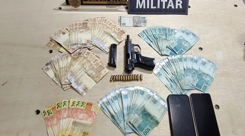 Suspeito de ser "peça importante" do tráfico é preso com R$ 12,5 mil em dinheiro vivo em Vila Valéiro