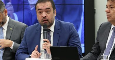 TSE retoma processo que pode cassar governador do Rio, Cláudio Castro