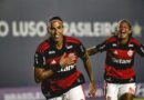 Flamengo derrota Vitória e fica perto de líderes no BR Feminino