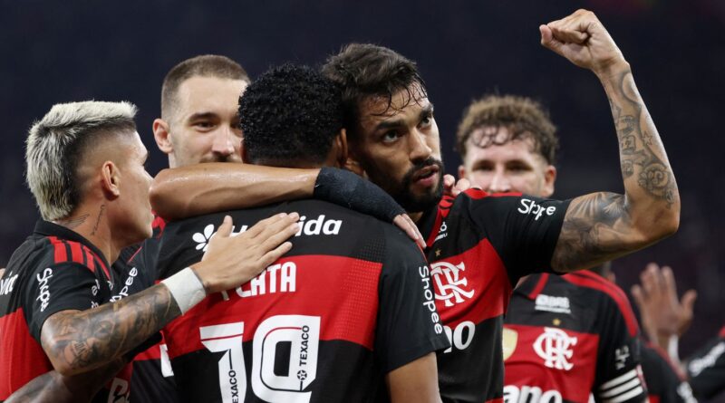 Flamengo reage e vence Santos de virada por 3 a 1 no Brasileirão