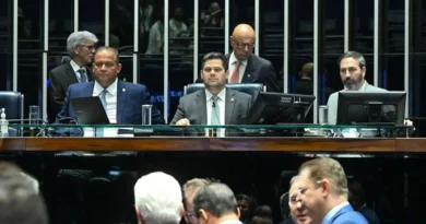 Plenário do Congresso durante sessão que derrubou veto presidencial