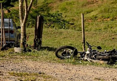 Jovem de 19 anos morre em acidente entre carro e moto na ES 346 em Marilândia