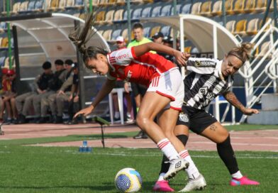 Melhor visitante, Inter enfrenta Santos pelo Brasileirão Feminino