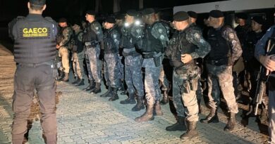 Ministério Público faz buscas contra PMs suspeitos de assassinato em serviço em cidade do ES
