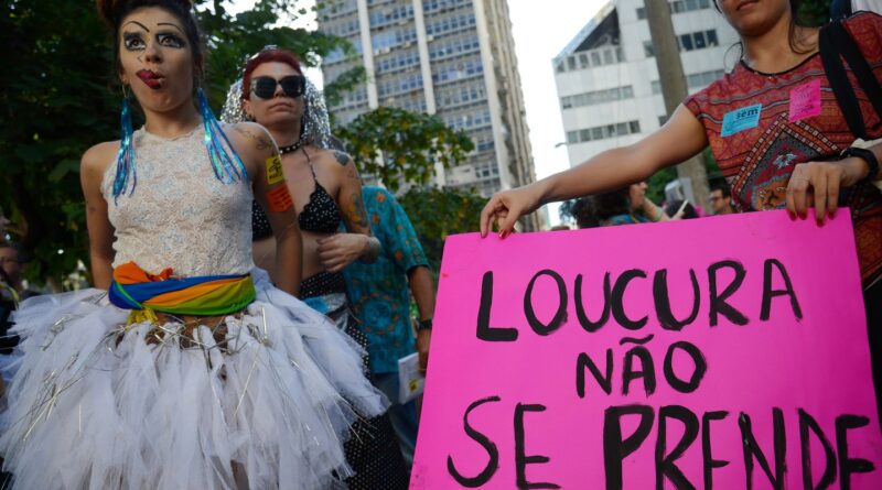 Tratamento humanizado ainda é desafio na luta antimanicomial no país