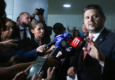 Davi Alcolumbre manifesta apoio a Jaques Wagner e defende presunção de inocência – Portal Momento