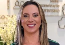 Cris Samorini em ambiente institucional sobre mudanças na Sedec
