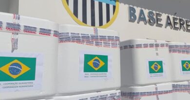 Brasil envia 690 mil doses de vacinas em ajuda à Venezuela