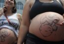 Fatores sociais e estruturais empurram mulheres para cesarianas