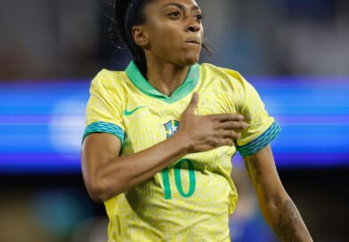Barça anuncia Kerolin com valor recorde no futebol feminino brasileiro