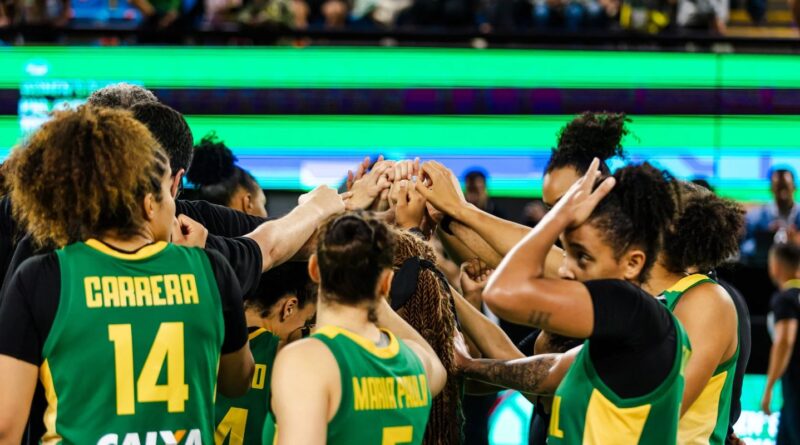 Brasil enfrenta Argentina por vaga no Pré-Olímpico de basquete