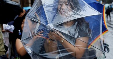 Chuva forte atinge Pequim durante passagem do tufão Dolphin