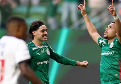 Palmeiras goleia Vasco e volta a abrir frente no Brasileirão: 4 a 1