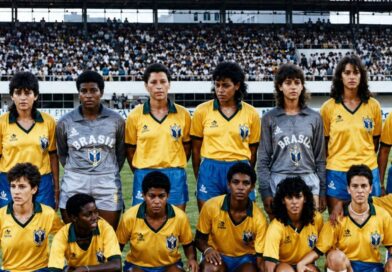 Desfile de 7 de Setembro homenageia pioneiras do futebol feminino