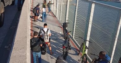 Motociclista morre após ser arremessado para a Ciclovia da Vida em acidente na Terceira Ponte
