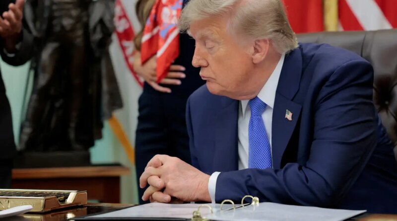 Trump promete US$ 5 mil a cada americano se vencer eleições