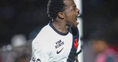 Vasco e Palmeiras avançam e se enfrentam na semi da Copa do Brasil