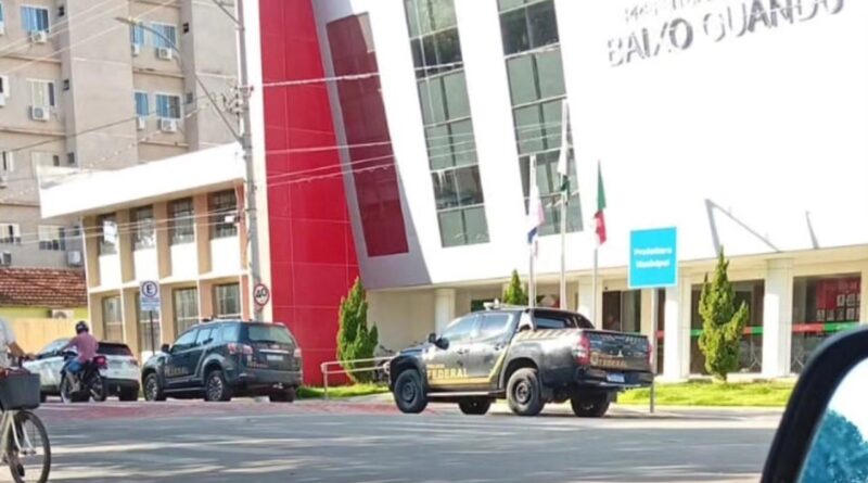 Prefeito de Baixo Guandu é afastado do cargo em operação da PF que investiga coação eleitoral