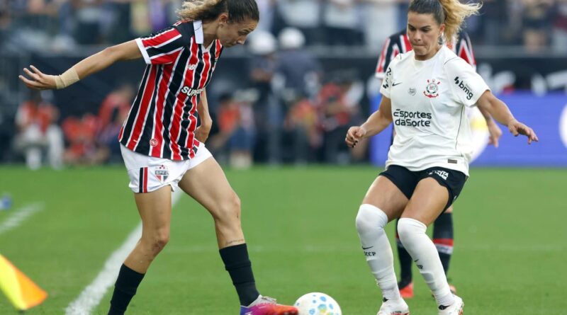 São Paulo e Corinthians decidem campeão brasileiro feminino de 2026